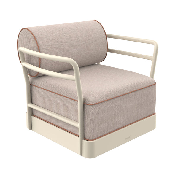 Brisa Lounge Armchair