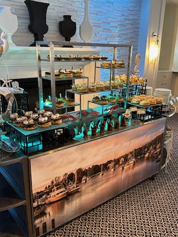 Lexus Solid Design Connecting Riser Stand