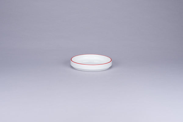 RIMZ STACKABLE FLAT RIMLESS PLATE / LID WITH RED RIM, 4.7"D