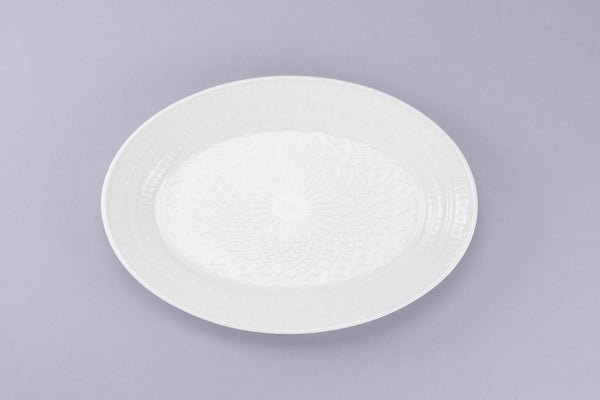 Celeste OVAL PLATE, 10.3"L, 7.3"W