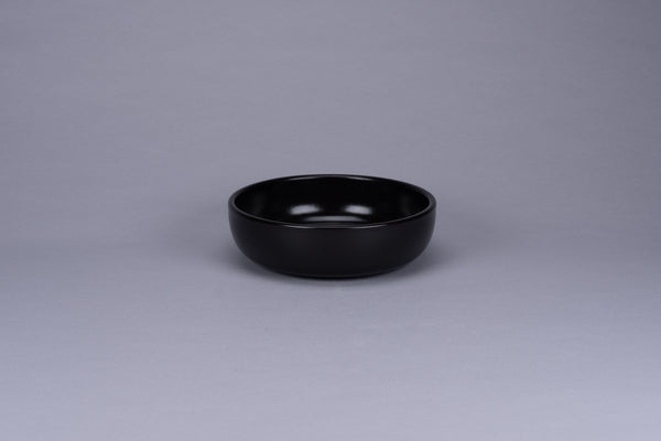 Selva Basics ROUND DEEP COUPE PLATE, 6.3"D, 19.3 OZ, BLACK