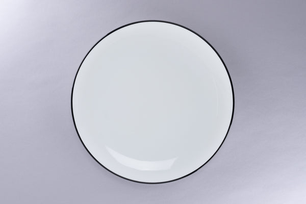 RIMZ FLAT COUPE PLATE WITH BLACK RIM, 10.65"D, 1.05"H