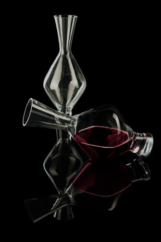 DANCING DECANTER 26 1/4 OZ WITH STAND_2